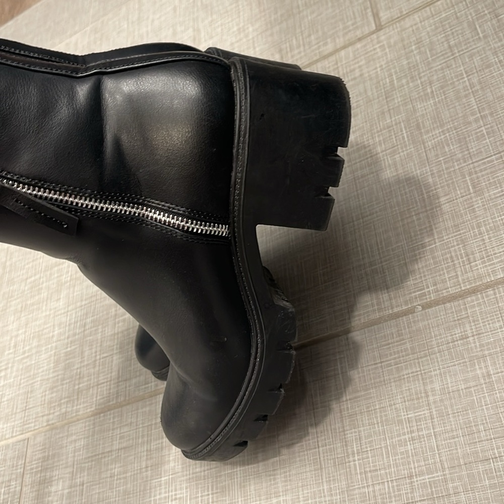Booties - Picture 3 of 4